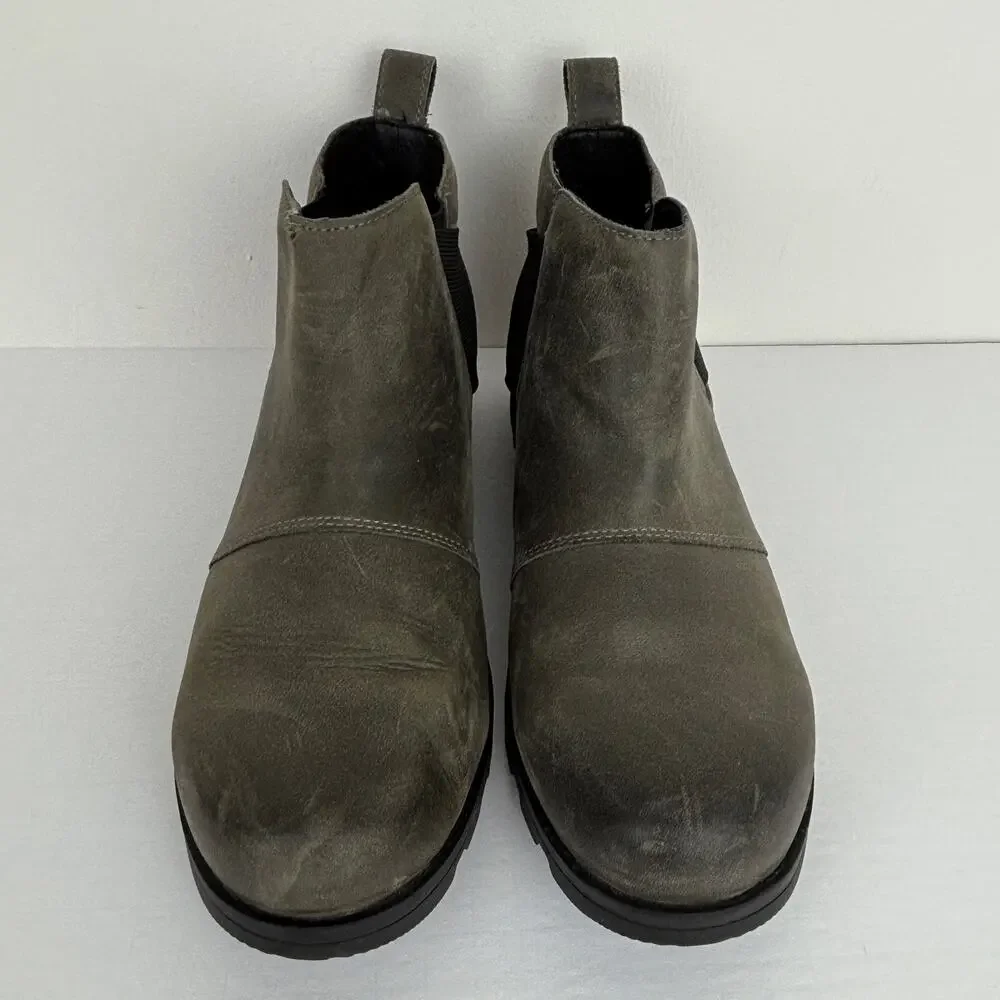 Sorel Emelie Chelsea Boots 9.5